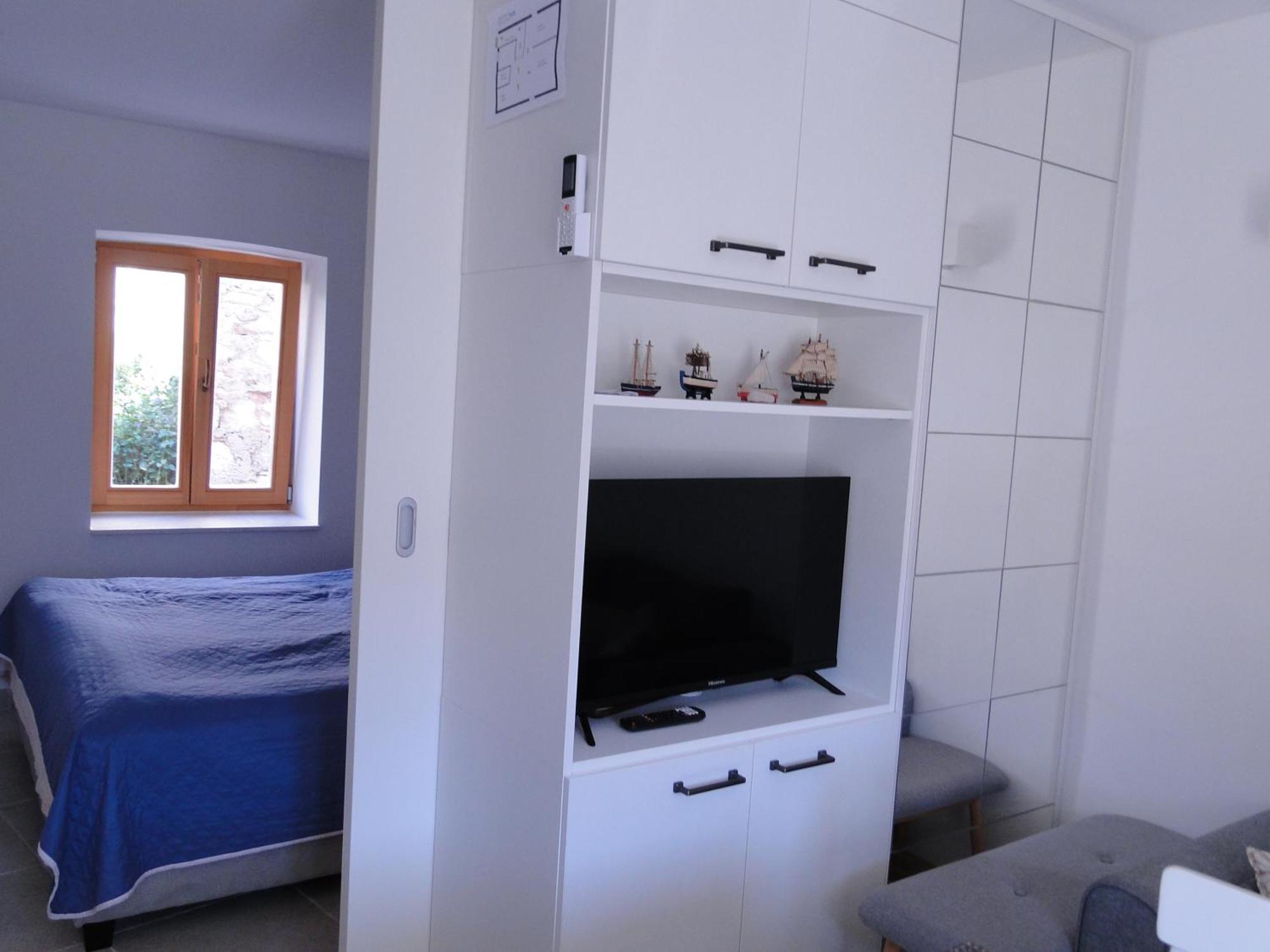 Apartment Heritage Kyra & Fox In Pitve, Hvar