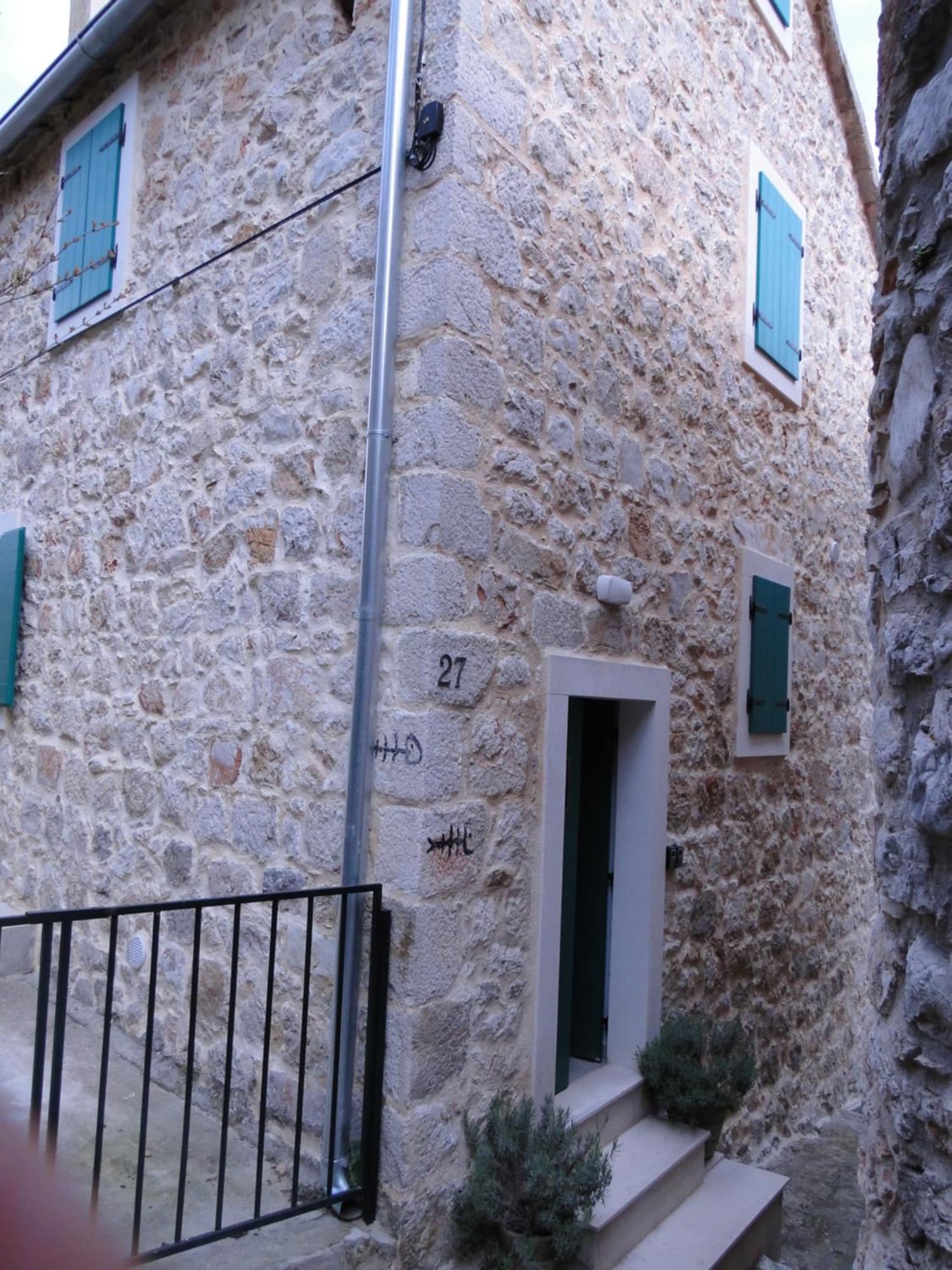 Heritage Kyra & Fox In Pitve, Hvar Apartment Pitve